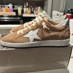 Golden Goose Ball Star Limited Edition size 43 (9.5) never worn!